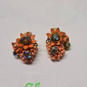 1970 Vintage Clip Earrings [88]